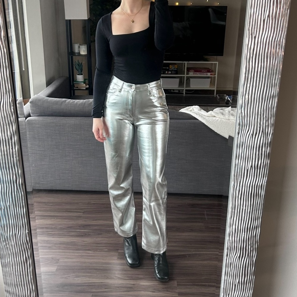 Abercrombie Silver Curve Love Vegan Leather 90s Relaxed Pant